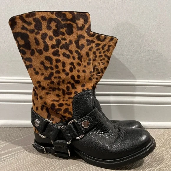 Miu Miu Leopard Motorcycle Biker Boots 38 1/2 - Picture 1 of 13